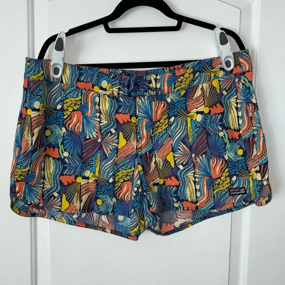 NWOT Patagonia Wavefarer Joy board shorts boardies 16 - Picture 3 of 12
